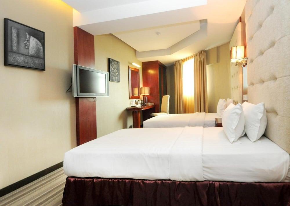 Celyn City Hotel Кота-Кинабалу Экстерьер фото