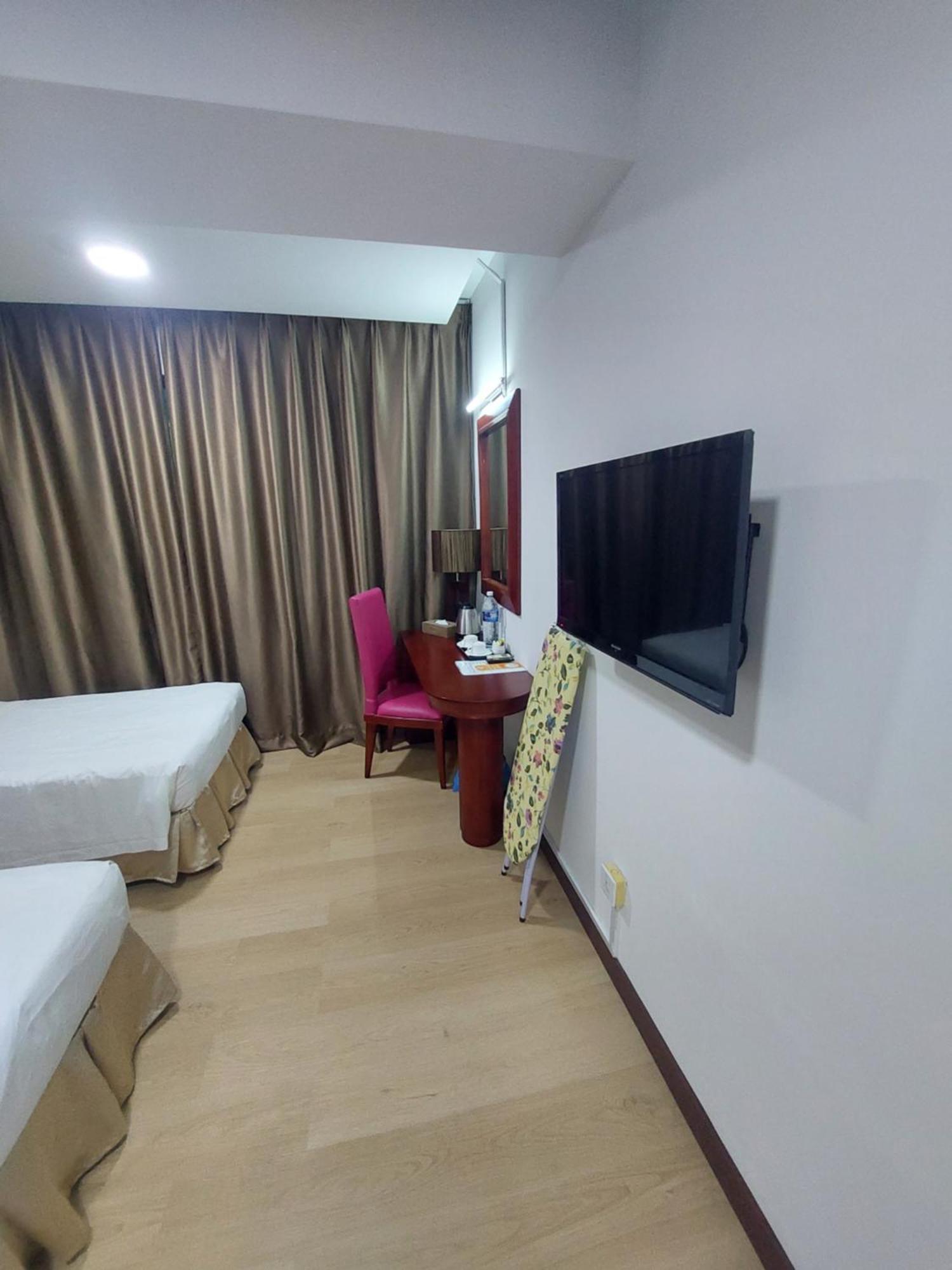 Celyn City Hotel Кота-Кинабалу Экстерьер фото